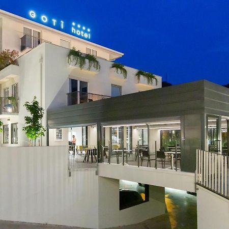 Goti Hotel Torbole Sul Garda Exterior foto