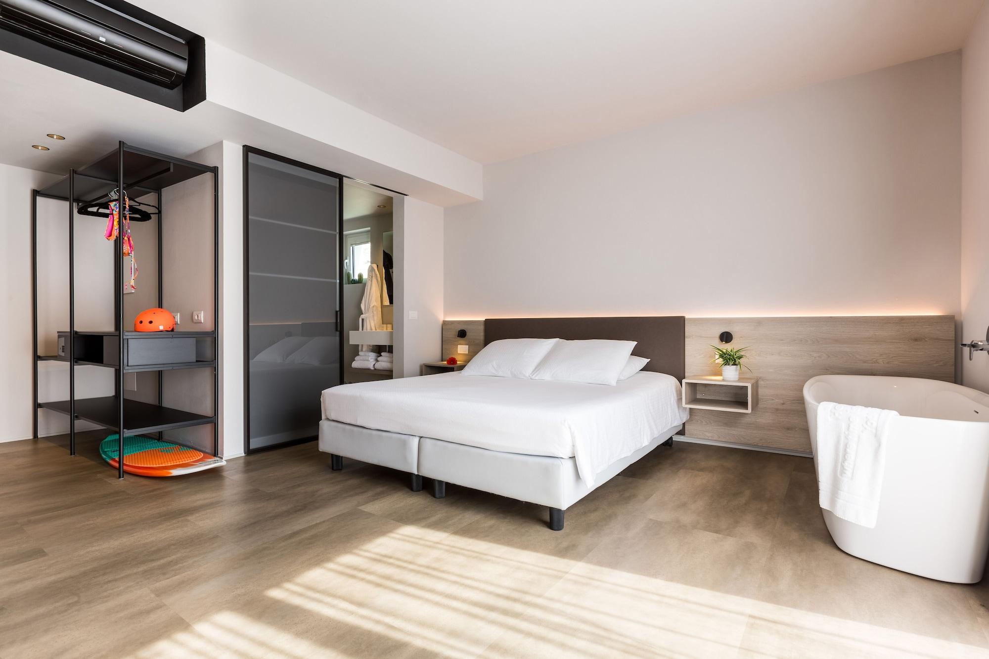 Goti Hotel Torbole Sul Garda Exterior foto
